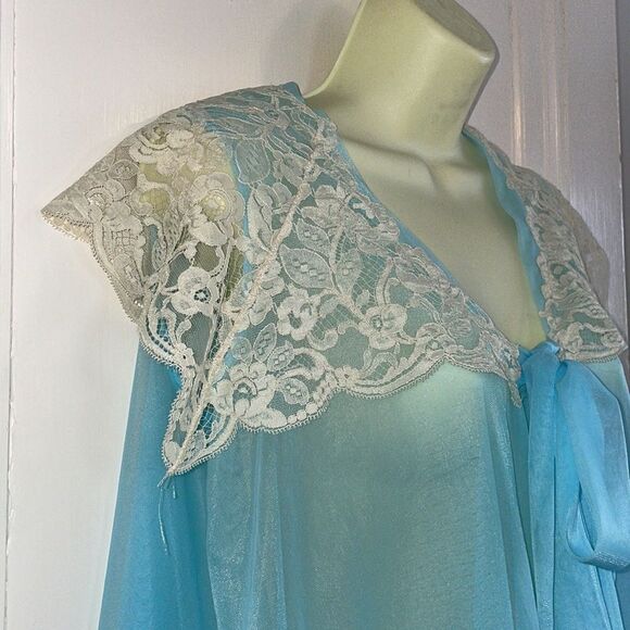 Vtg Henson Kickernick light blue sleeveless double layer nylon robe - Picture 5 of 10